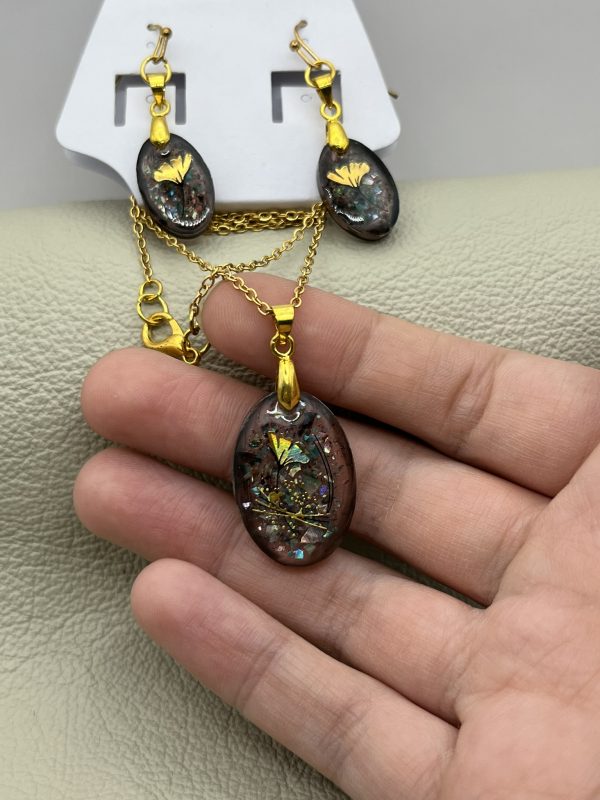 Abalone Shells & Flowers Jewelry Set - Image 5