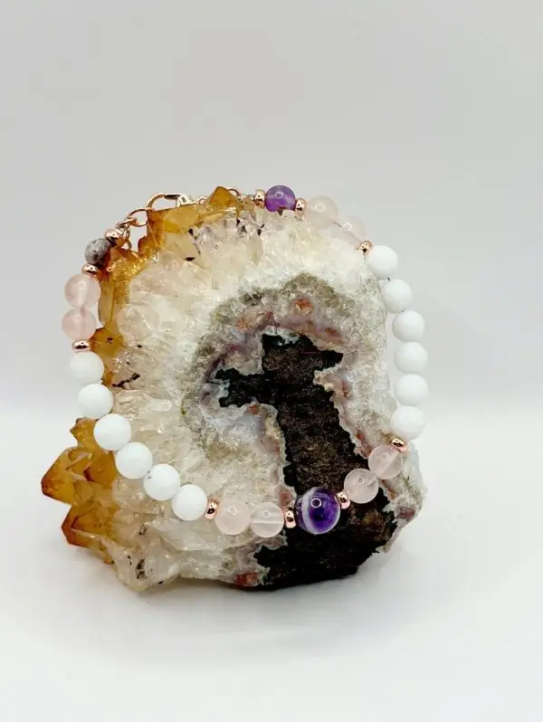 Amethyst rose quartz & white jade bracelet - Image 7