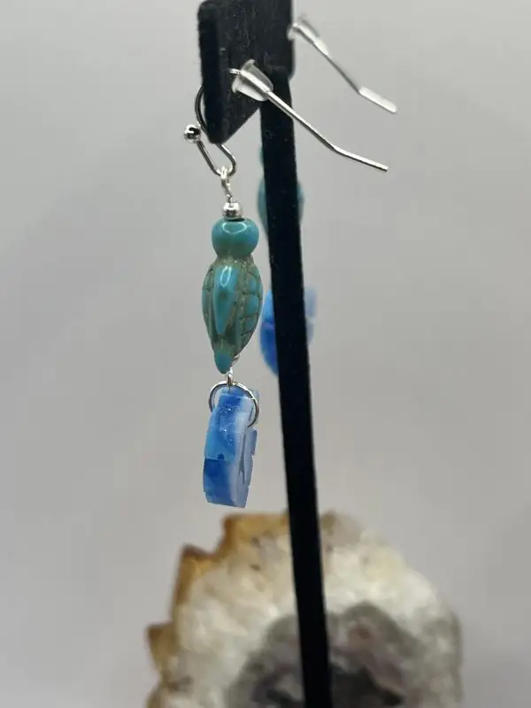 magnesite turtle earrings - Image 7