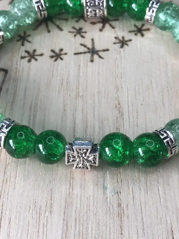 Onyx & Green Stretch Bracelet - Image 10