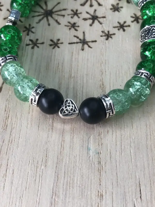 Onyx & Green Stretch Bracelet - Image 9