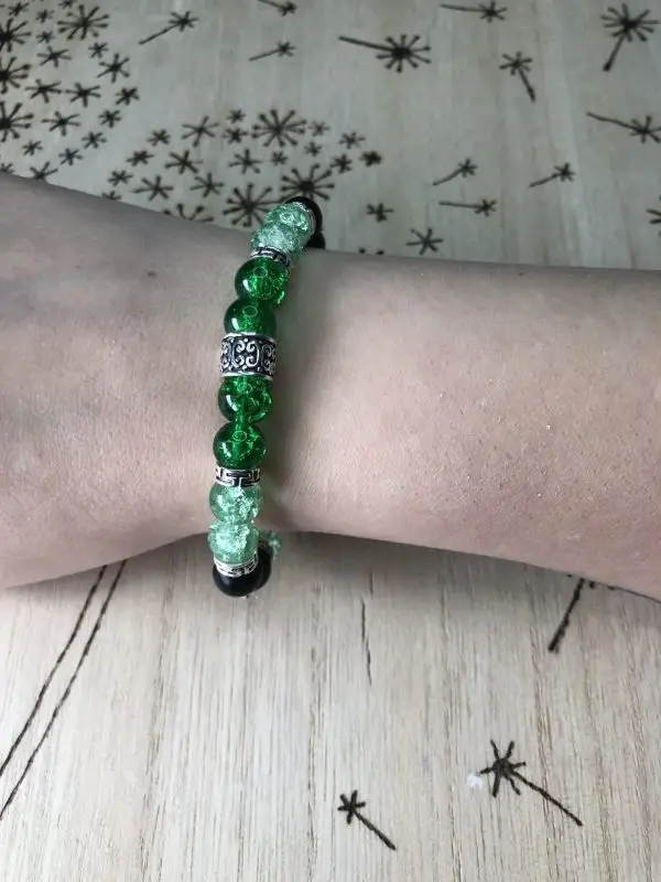 Onyx & Green Stretch Bracelet - Image 5