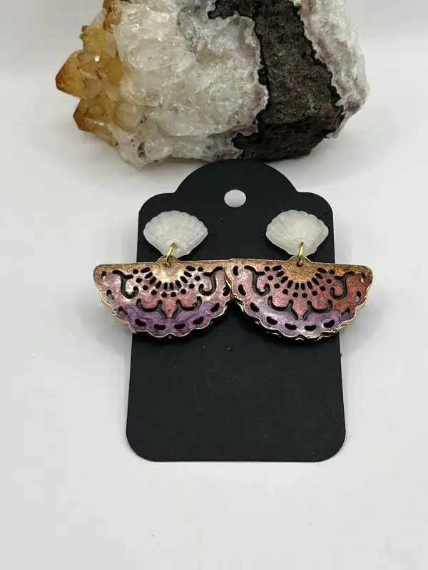Fans & Shells Earrings - Image 3