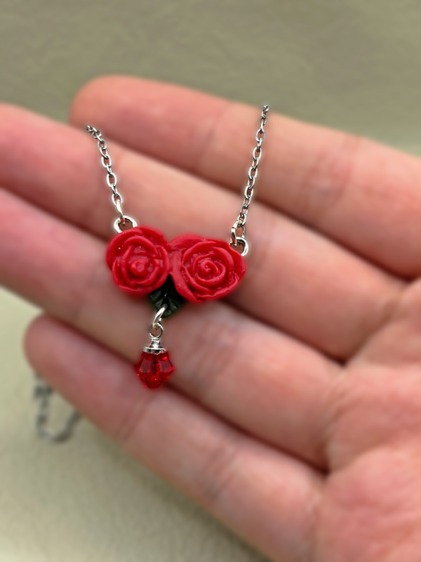 Red Rose Minimalist Necklace - Image 4