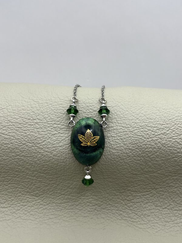 Maple leaf green necklace - Image 2