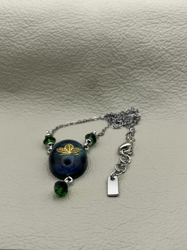 Maple leaf green necklace - Image 4